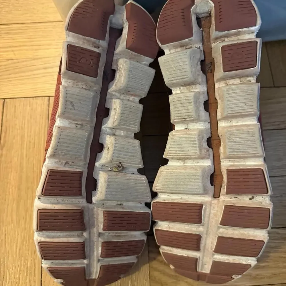 On Running Rust Red Sneakers